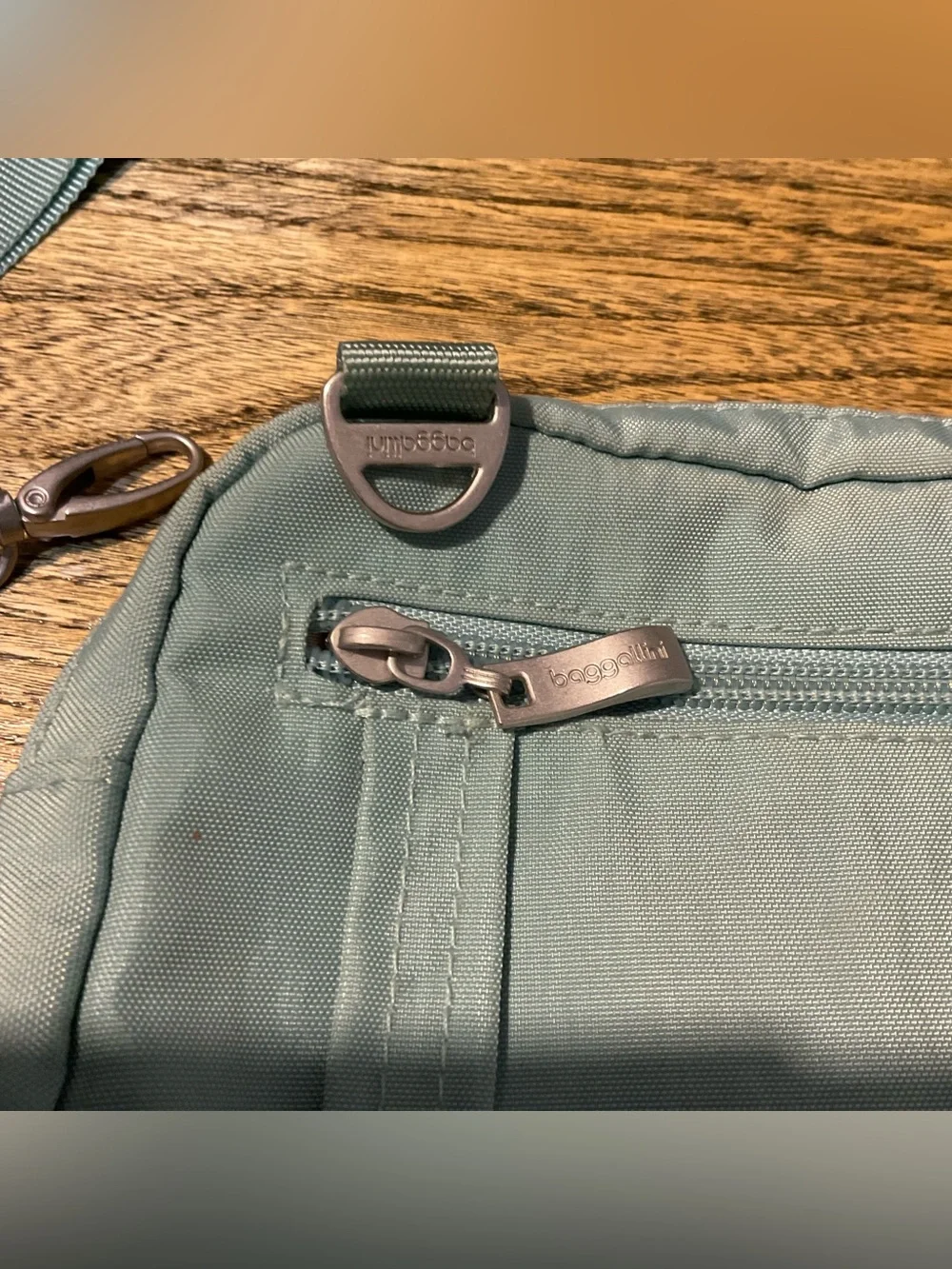 Baggallini triple zip